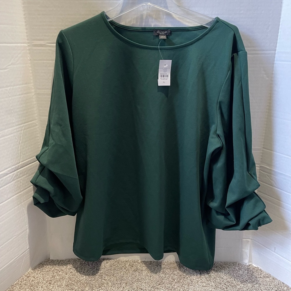 Ann Taylor Green Blouse